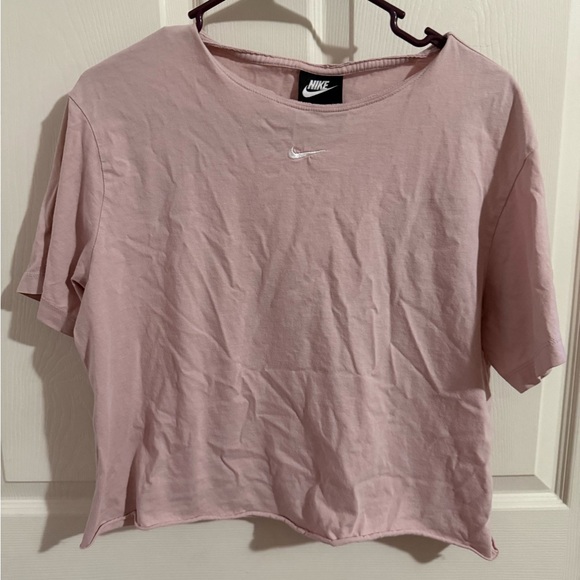 Nike Women's Soft Pink Short Sleeve Tee - Picture 1 of 3